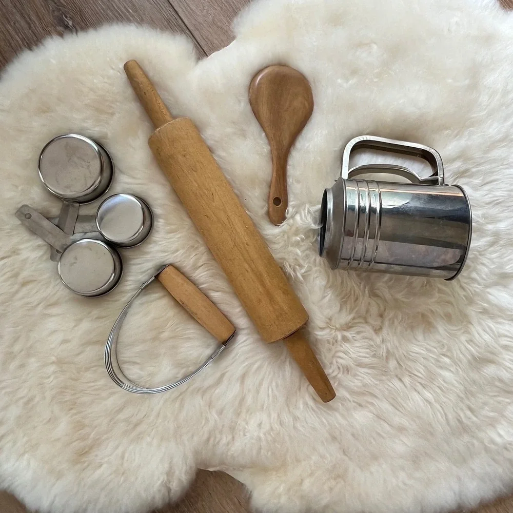 Vintage Baking Utensil Lot 5pc Wooden Rolling Pin Pastry Blender Flour Sifter